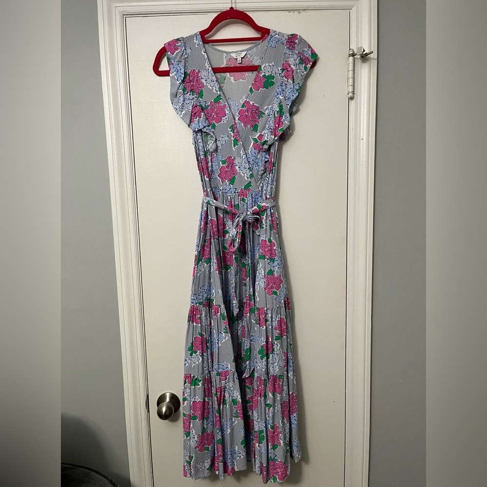Crown & Ivy Sundress with pockets size 4